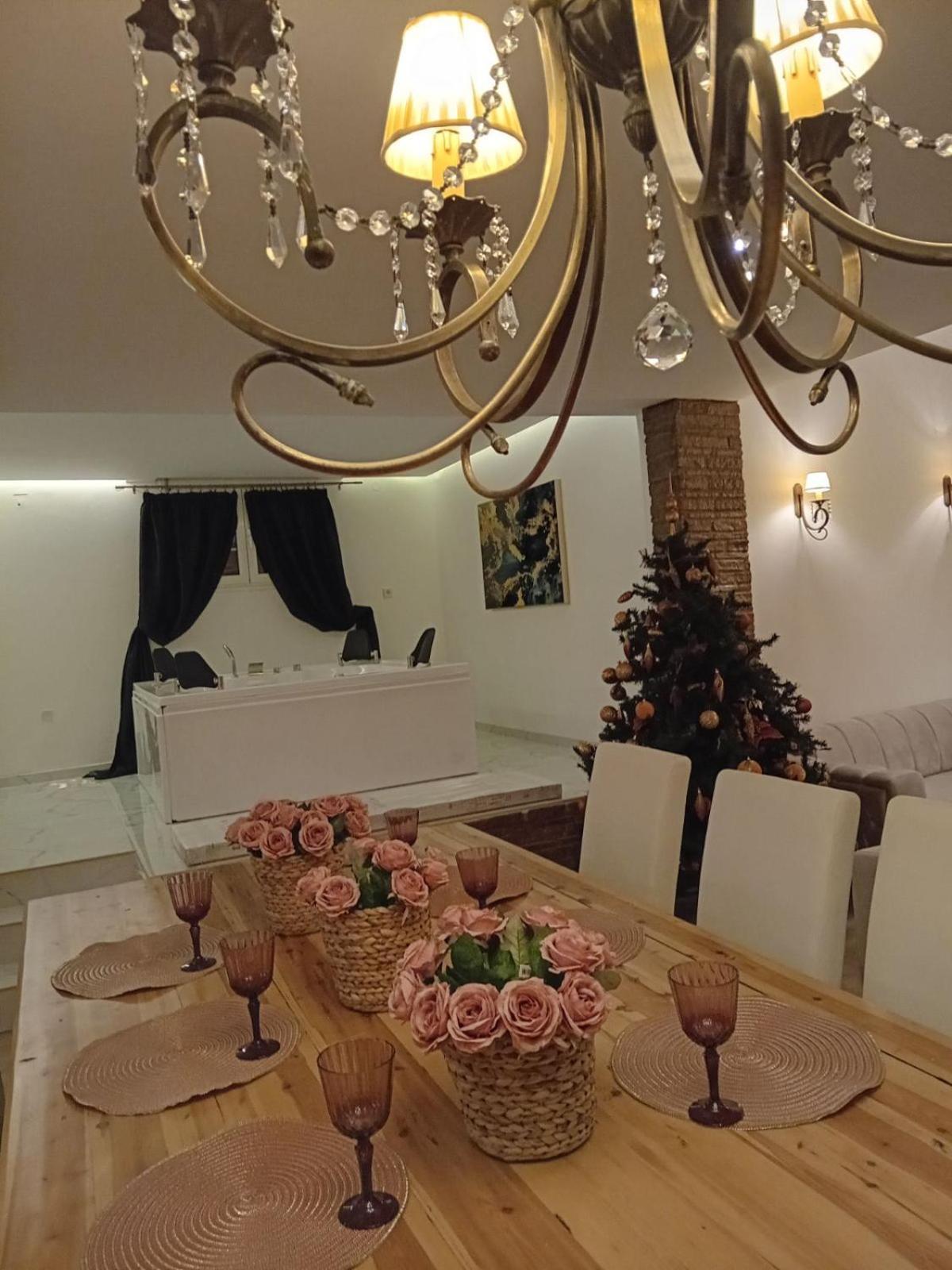 Meteora Grande Luxury Suite & Spa Villa 칼람파카 외부 사진